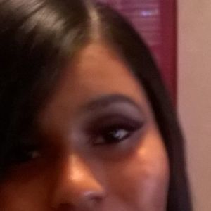 Meet your Posher, Loise